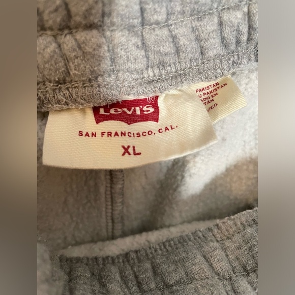 Levi's Light Grey Graphic Cotton Blend Sweatpants Men's Size XL Relax Athleisure - Picture 2 of 10